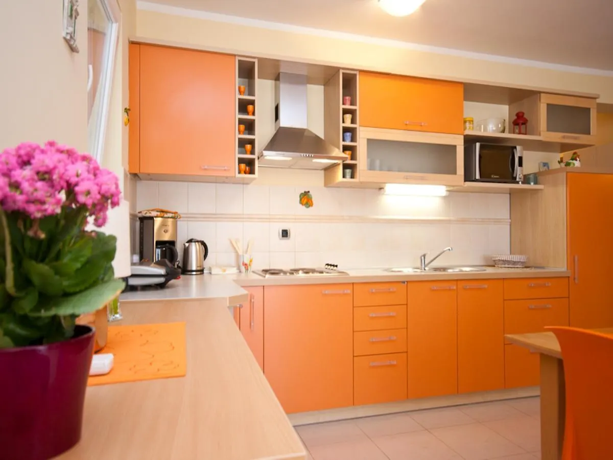 Apartments Lovorka Baska